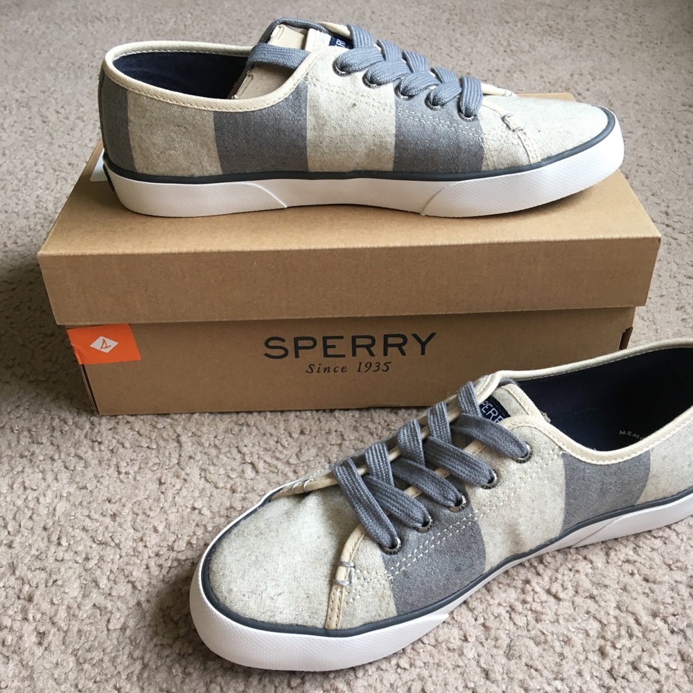 Sperry Pier View striped sneakers brand new 8